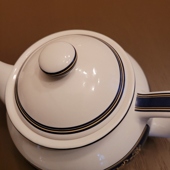 Vintage Blue and White Tea Set - Picture 5 of 5